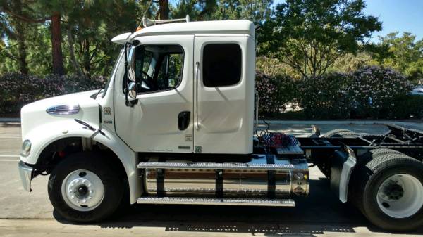2010 Freightliner M2 Day Cab Tractor for sale in Simi Valley, CA – photo 3