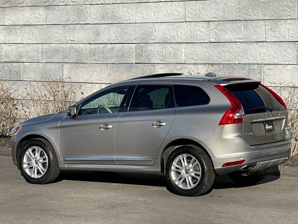 2016 Volvo XC60 T5 Premier AWD - keyless, nav, panoroof, we finance... for sale in Middleton, MA – photo 6