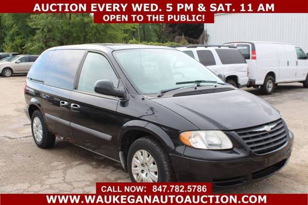 2006 *CHRYSLER* *TOWN AND COUNTRY* 3.3L V6 3ROW CD 660121 for sale in WAUKEGAN, WI – photo 4