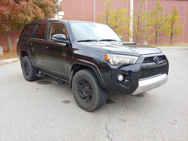2019 TOYOTA 4RUNNER TRD OFF-ROAD 4X4 LOW MILES LEATHER! NAV! 1... for sale in Norman, OK – photo 2