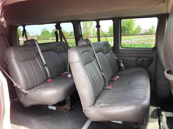 2010 Chevrolet Express Passenger 3500 Ext Wagon LS for sale in Other, IN – photo 17