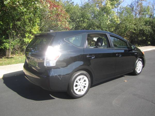 2012 Toyota Prius V Three NAVIGATION NEW TIRES - CLEAN!!! 1 OWNER!! for sale in Highland Park, TN – photo 8
