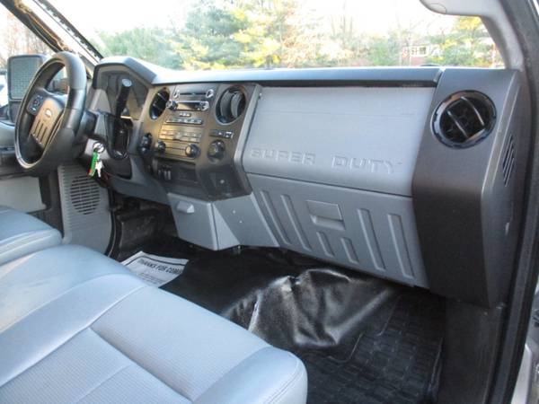 2014 Ford F-250 SD XL 4X4 REG. CAB FLAT DECK * LIFTED SUSPENSION * for sale in south amboy, NJ – photo 11