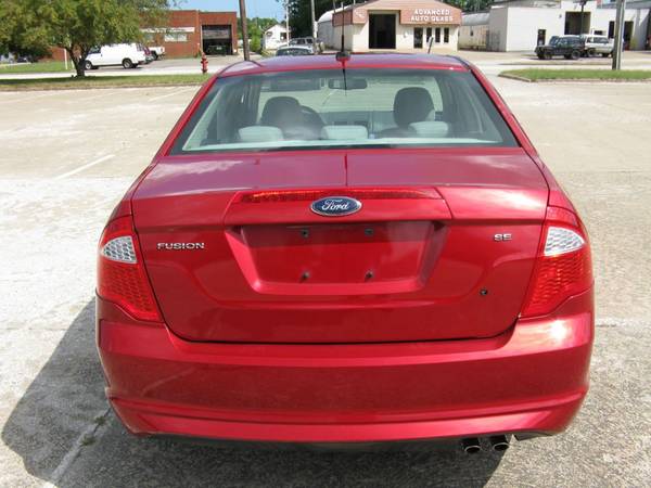 2010 *Ford* *Fusion* *4dr Sedan SE FWD* Sangria Red for sale in Cleveland, OH – photo 8