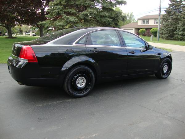 2011 Chevy Caprice Police Interceptor (Low Miles/6 0 Engine/1 Owner) for sale in Deerfield, IL – photo 14