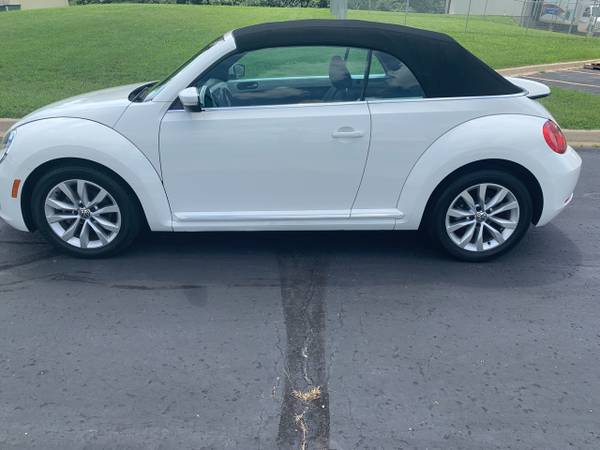 2014 Volkswagen Beetle R-Line Convertible for sale in Topeka, KS – photo 5