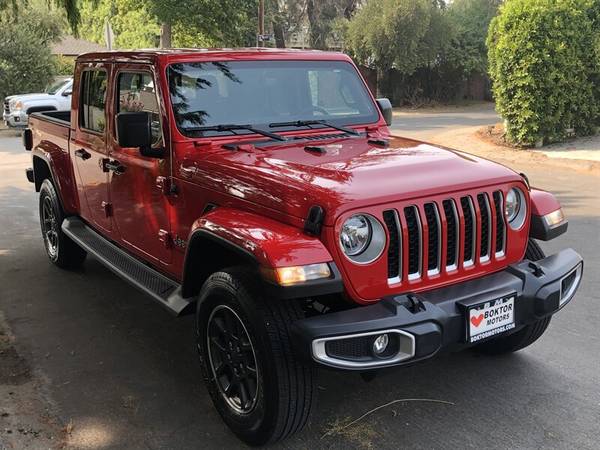 2020 Jeep Gladiator Overland - cars & trucks - by dealer - vehicle... for sale in North Hollywood, CA – photo 8