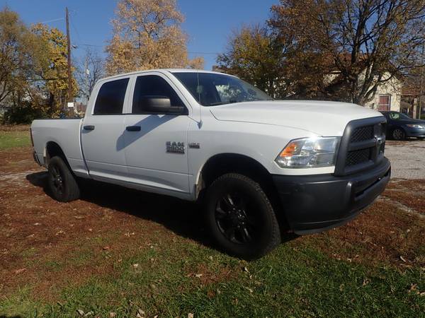 2013 RAM 2500 Tradesman Crew Cab SWB 4WD - cars & trucks - by dealer... for sale in Indianapolis, IN – photo 7