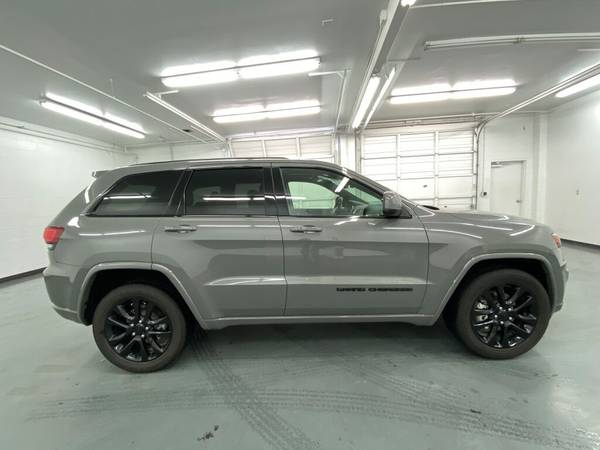 2020 Jeep Grand Cherokee Altitude - cars for sale in PUYALLUP, WA – photo 2