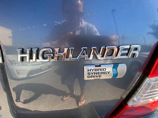 2006 Toyota Highlander Hybrid All Wheel Drive Limited - cars &... for sale in Oceano, CA – photo 12