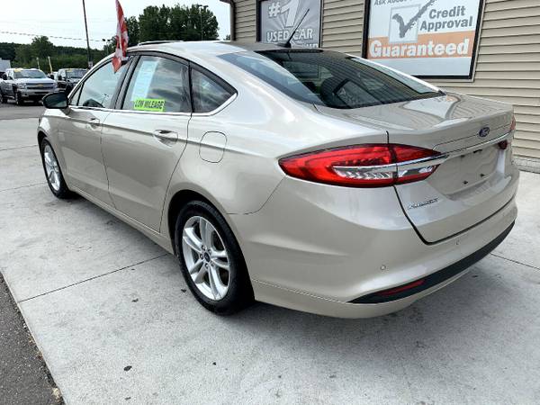 2018 Ford Fusion SE FWD - cars & trucks - by dealer - vehicle... for sale in Chesaning, MI – photo 5