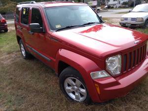 2010 JEEP LIBERTY 3.7 V6 2010 Great shape - cars & trucks - by owner... for sale in West Warwick, RI – photo 2