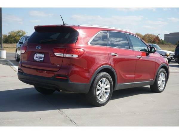 2016 Kia Sorento LX - SUV - cars & trucks - by dealer - vehicle... for sale in Ardmore, TX – photo 3