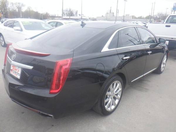 2013 Cadillac XTS Luxury - - by dealer - vehicle for sale in Des Moines, IA – photo 3