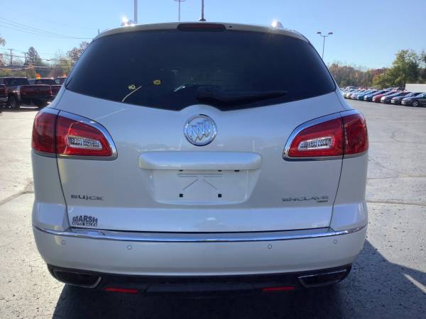 Fully Loaded! 2015 Buick Enclave! AWD! Third Row! - cars & trucks -... for sale in Ortonville, OH – photo 4