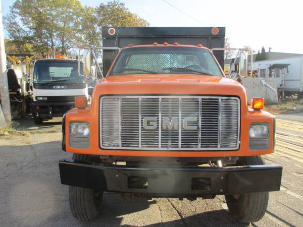 2001 GMC C7500 Flatbed - cars & trucks - by owner - vehicle... for sale in Franklin, RI – photo 2