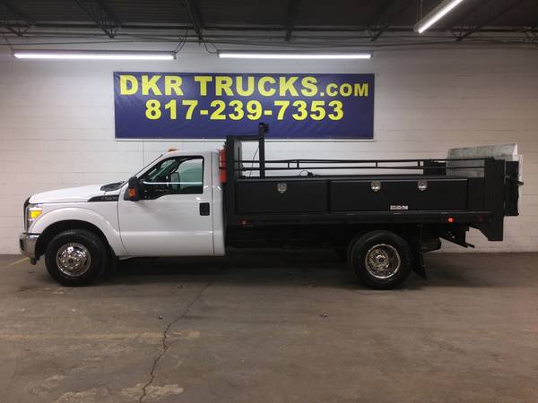2015 Ford F-350 Reg Cab V8 Contractor Flatbed w/Liftgate ONE for sale in Arlington, TX – photo 2