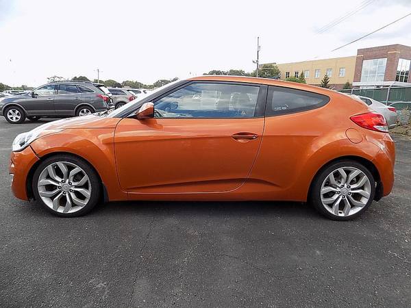 2012 *Hyundai* *Veloster* *3d Coupe w/Black Seats Auto - cars &... for sale in Crystal, MN – photo 3