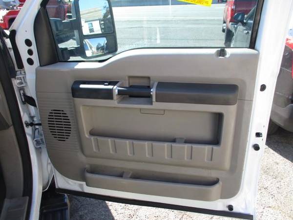 2010 Ford Super Duty F-550 DRW CREW CAB 4X4 ENCLOSED UTILITY - cars... for sale in south amboy, MS – photo 24