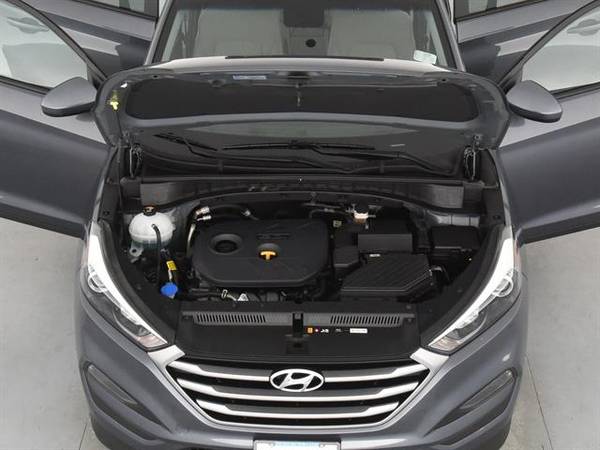 2018 Hyundai Tucson SEL Sport Utility 4D suv Gray - FINANCE ONLINE for sale in Atlanta, GA – photo 4
