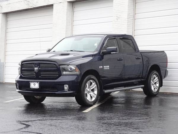 2014 Ram 1500 Sport !!Bad Credit, No Credit? NO PROBLEM!! - cars &... for sale in WAUKEGAN, IL – photo 3