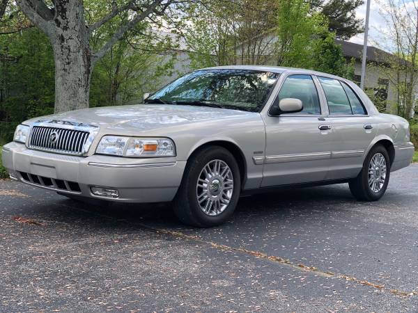 2010 grand marquis - - by dealer - vehicle automotive for sale in Murray, KY – photo 2