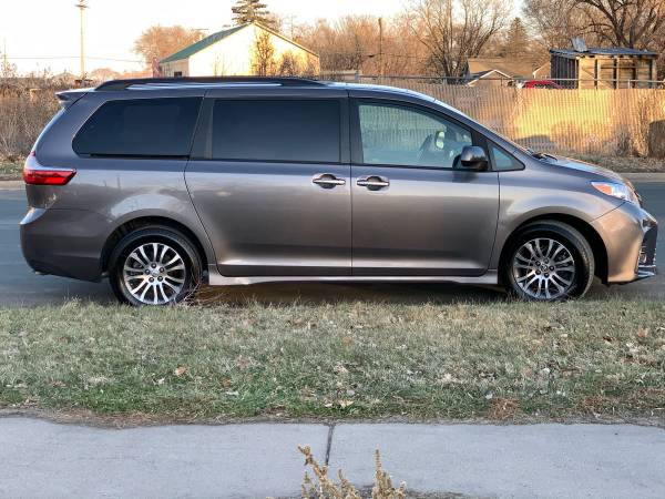 2019 Toyota Sienna XLE - ONLY 27K MILES - - by dealer for sale in Farmington, MN – photo 4