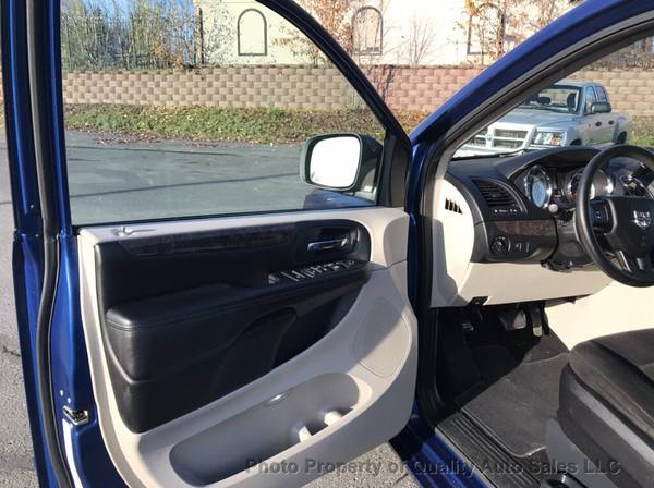2011 Dodge Grand Caravan*Stow'n Go Seating*Third Row* for sale in Anchorage, AK – photo 9