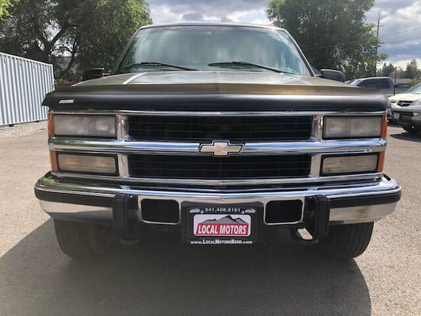 1999 Chevy Silverado 3500 LS Crew Cab LB 6.5L Turbo Diesel 4x4 What!... for sale in Bend, OR – photo 2