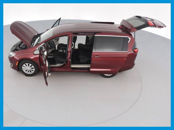2018 Chrysler Pacifica Touring Plus Minivan 4D van Burgundy for sale in Baltimore, MD – photo 16