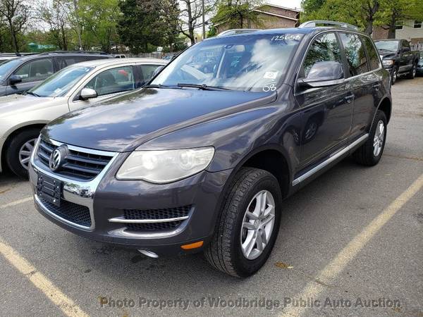 2008 Volkswagen Touareg 2 4dr V6 Gray - - by for sale in Woodbridge, District Of Columbia