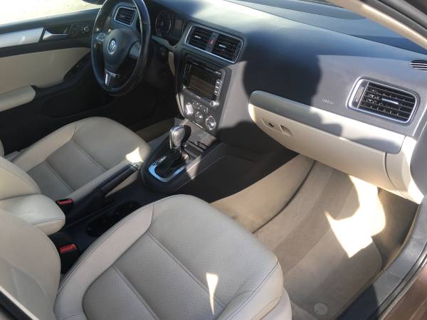 2014 Volkswagen Jetta SE Automatic Heated Leather Sunroof Much... for sale in Watertown, NY – photo 20