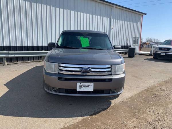2009 FORD FLEX SE 4DR - cars & trucks - by dealer - vehicle... for sale in Valley City, ND – photo 2
