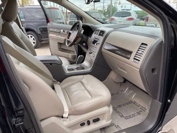 2007 Lincoln MKX Base - - by dealer - vehicle for sale in Medina, OH – photo 23