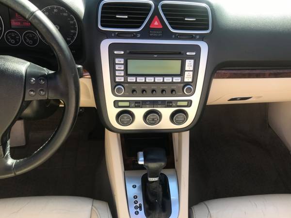 Convertible 2007 VW EOS Turbo - cars & trucks - by owner - vehicle... for sale in Phoenix, AZ – photo 18