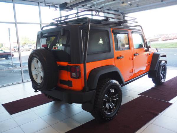 2013 Jeep Wrangler Unlimited Sport **Ask About Easy Financing and... for sale in Milwaukie, OR – photo 2
