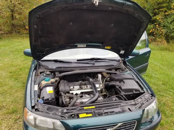 Volvo s60 T5 5 Cylinder Turbo - cars & trucks - by owner - vehicle... for sale in Beltsville, District Of Columbia – photo 19