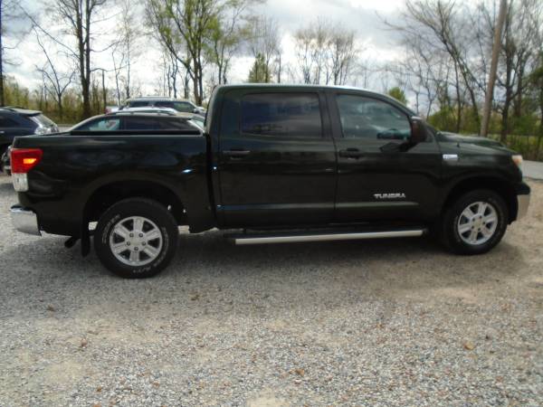 2011 Toyota Tundra CREW-MAX 4x4 5 7L 145k ( NO RUST ) - cars & for sale in Hickory, IN – photo 8