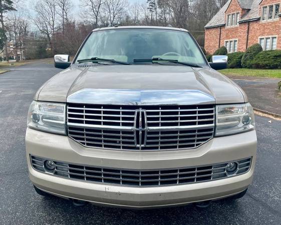 2007 Lincoln Navigator Ultimate - - by dealer for sale in Knoxville, TN – photo 2