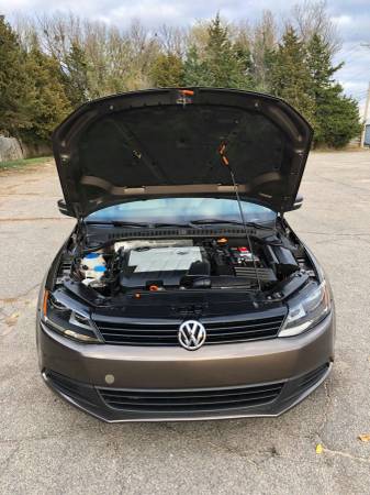 2012 Volkswagen Jetta TDI - cars & trucks - by dealer - vehicle... for sale in Lincoln, IA – photo 18