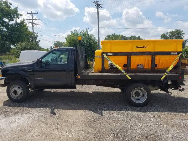 truck with salter for sale in Crystal Lake, IL – photo 3