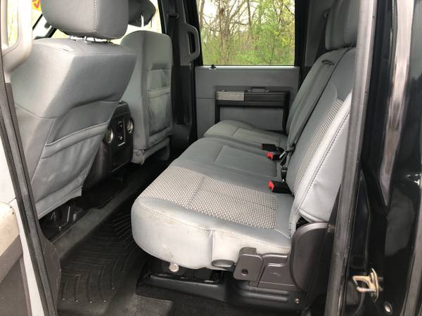 2016 Ford F-250 SD XLT Crew Cab Short Bed 4WD - - by for sale in Flint, MI – photo 15