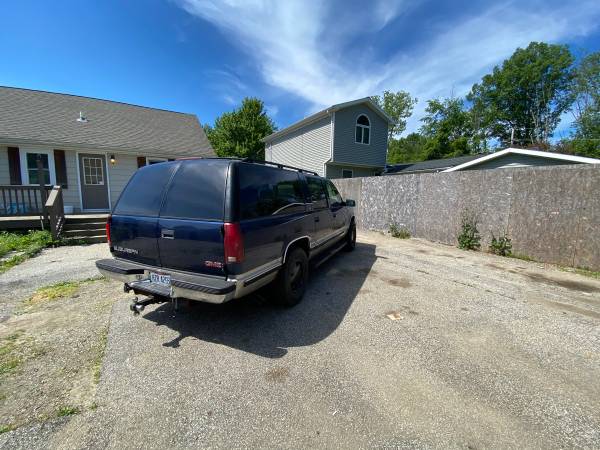 1999 GMC Suburban 1500 - cars & trucks - by owner - vehicle... for sale in Chardon, OH – photo 6