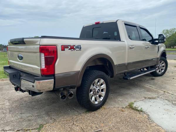 2017 F-250 Lariat - - by dealer - vehicle automotive for sale in Gladewater, TX – photo 6