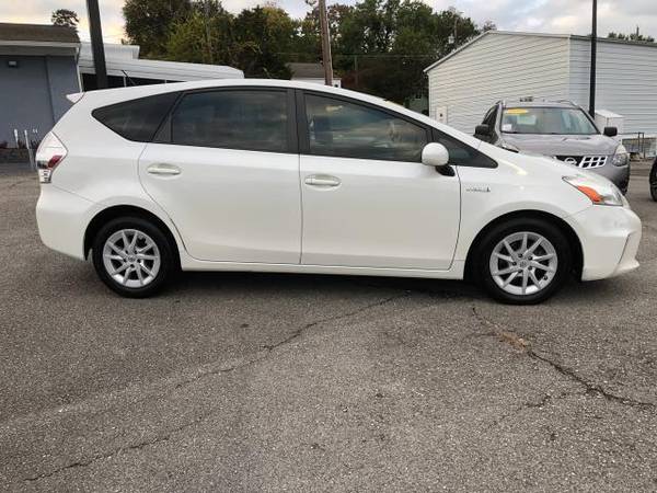 2013 Toyota Prius V 5dr Wgn Two (Natl) - cars & trucks - by dealer -... for sale in Knoxville, TN – photo 8