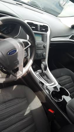 2016 Ford Fusion for sale in Freeport, IL – photo 4