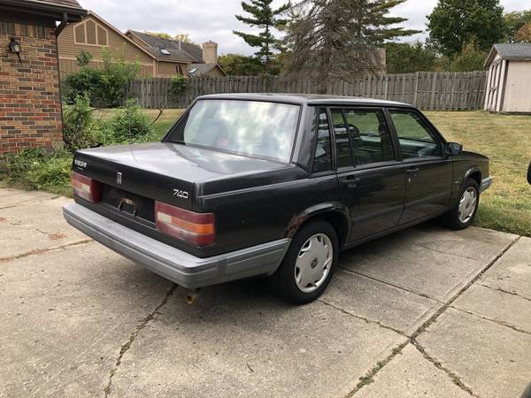 91 Volvo 740 (original owner) - cars & trucks - by owner - vehicle... for sale in Springboro, OH – photo 4