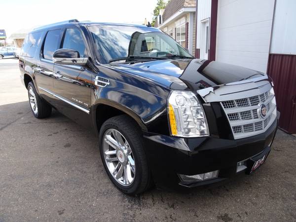 2013 Cadillac Escalade ESV AWD Platinum Edition - - by for sale in Waterloo, IA – photo 8