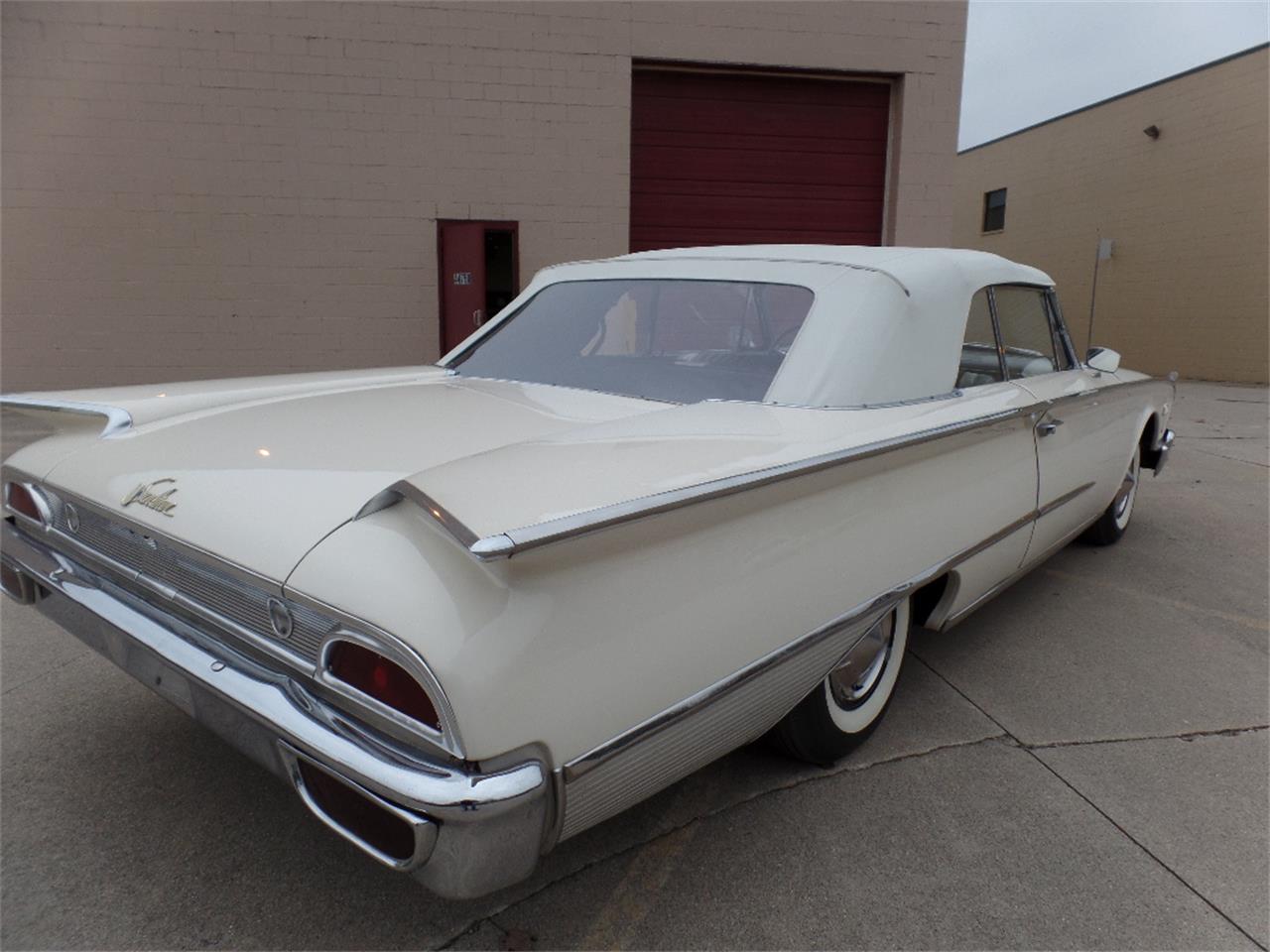 1960 Ford Sunliner for sale in Clinton Township, MI – photo 12