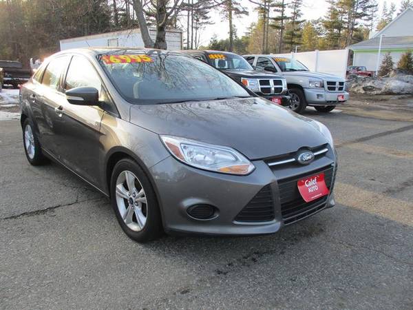 2014 Ford Focus SE Sedan - - by dealer - vehicle for sale in Somersworth , NH – photo 3